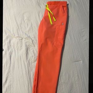 FIGS | Figs small yola in color hot coral